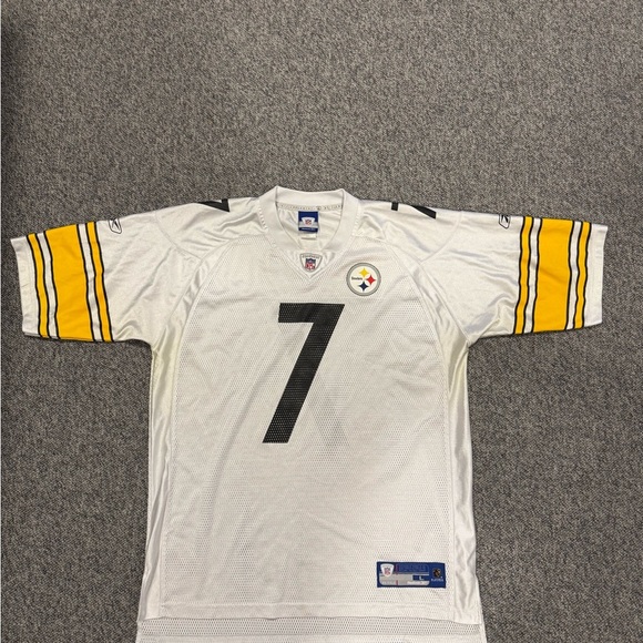 Steelers Ben Roethlisberger Jersey - Picture 1 of 9